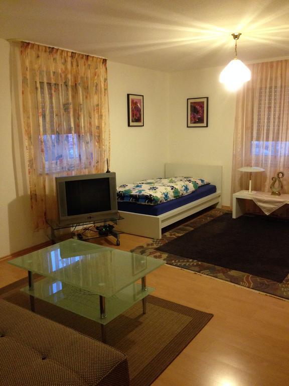 Apartment In Am Plärrer